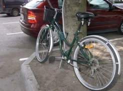 Две несовершеннолетние ставропольчанки украли велосипед