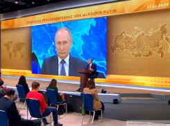 «Где деньги?»: Владимир Путин недоволен отсутствием бесплатных лекарств от коронавируса