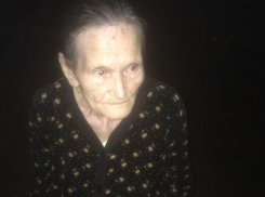 Пожилая женщина потерялась в Ставрополе и боится, что ее накажут