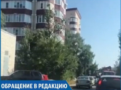 «Построили дом, парковаться негде, машины забирает эвакуатор», - житель ЖК в Ставрополе