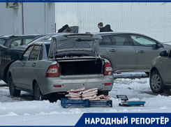 «Торговцев становится больше»: стихийный рынок на улице Тухачевского в Ставрополе продолжает разрастаться 