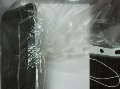 Тщеславный подросток похвастался фотографиями незнакомцу на улице и остался без телефона на Ставрополье