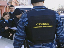 За долг по кредиту судебные приставы Пятигорска арестовали «Мерседес»