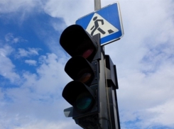 Два светофора в центре Ставрополя вышли из строя в результате ДТП