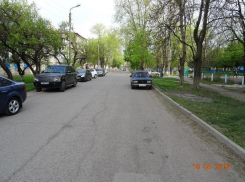 В Георгиевске водитель «Ниссана» переехал двоих подростков