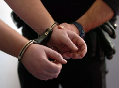 Обещание освободить друга из СИЗО за 400 тысяч рублей привело ставропольца к уголовному делу