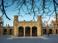 В Кисловодске за 53 миллиона рублей до конца года отремонтируют Нарзанную галерею