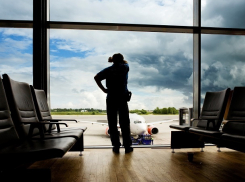 150 тысяч рублей заплатил мужчина дочери, чтобы улететь из КМВ в Грецию 