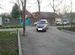 Самодельный мотоцикл и «Приора» столкнулись в Пятигорске