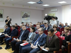 «Мусорную» реформу, капремонт и замену лифтов обсудили на заседании коллегии минЖКХ Ставрополья