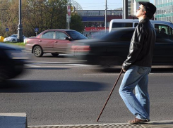 Отсутствие инструкции исполнения закона отрезало инвалидов по зрению Ставрополья от общественного транспорта