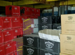 Более 14 тысяч литров контрафактного алкоголя уничтожили в Ставрополе