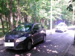 77-летнюю пенсионерку сбил сдававший задним ходом водитель «Сузуки» в Ставрополе 