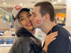 Кирилл Терёшин проверил на прочность попу Иры Горловской 