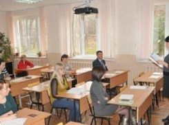 Родители школьников впервые сдали ЕГЭ в Пятигорске