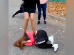 Жестокое избиение школьницы в Минводах попало на видео