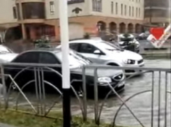  Городские власти объяснили почему на улицах Ставрополя царил потоп
