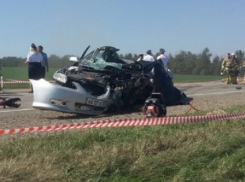 Ставропольская семья из 4 человек погибла на кубанской трассе под КамАЗом