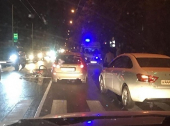 Велосипедист попал в больницу после наезда «Калины» в центре Ставрополя
