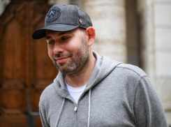 Лишить гражданства комика из Пятигорска Слепакова потребовали в Совфеде РФ