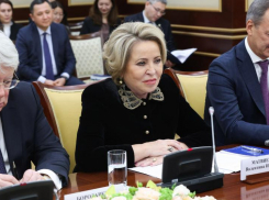 Председатель Совфеда РФ Матвиенко в Рождественский сочельник посетила храм Кисловодска
