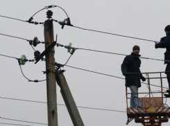 Из-за снегопада ставропольские села остались без электричества