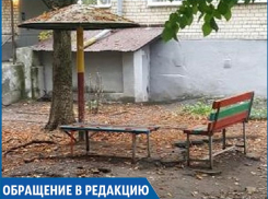 «Можно фильм о Чернобыле снимать», - жительница Ставрополя о детской площадке во дворе дома