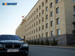 Охрана автопарка правительства Ставрополья обойдется бюджету в 2,8 миллиона