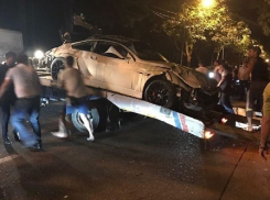 Лихач на «БМВ» влетел в дерево рядом с местом гибели Лермонтова в Пятигорске