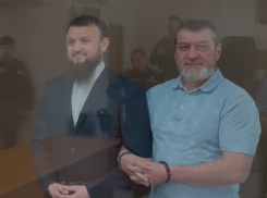 Двоих братьев бывшего сенатора КЧР Арашукова осудили за хищения в республике и на Ставрополье 