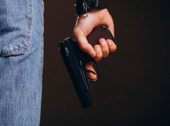 Парня срочно доставили в больницу после стрельбы в Пятигорске