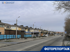 «Построен на болоте»: стоит ли переезжать в известную затоплениями Гармонию в Михайловске?