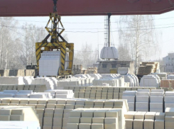 В Зеленокумске на кирпичном заводе в результате разгерметизации емкости погибло двое сотрудников