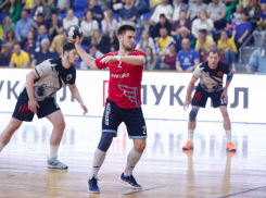 Плеймейкер ставропольского «Виктора» Сергей Болотин стал гандбольным снайпером-гроссмейстером 