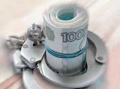 На Ставрополье мужчина требовал плату за проезд по «его» дороге