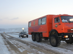 Автобус Пятигорск-Дивное попал в кювет из-за стада коров