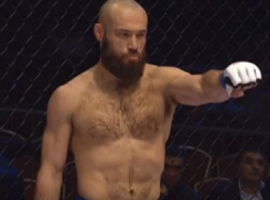 Нечеловеческую стойкость продемонстрировал ставропольский боец ММА Игорь Тарыца в бою с Гаджи Рабадановым