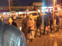 Пассажиры междугороднего рейса Пятигорск-Георгиевск вынуждены часами ждать транспорт