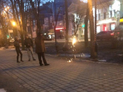 «Огненный» пенсионер после зимовки вышел на улицы Ставрополя