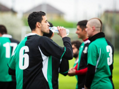 «Гигант» попал под «Нарзан»: футбольный поединок в Сотниковском закончился победой визитеров из Кисловодска 