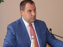 Отправить мэра Минвод Перцева в отставку депутатов заставят через суд