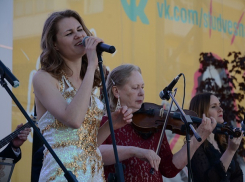  Веселые и озорные мелодии звучали в самом центре Ставрополя  в рамках фестиваля «Музыка лета»