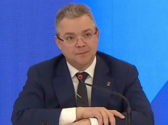 После скандала с выплатами семье погибшего добровольца губернатор Ставрополья поддержал министра Мамонтову