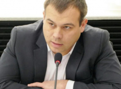 Три года за взятку в виде iPhone попросила прокуратура для экс-замминистра сельского хозяйства Ставрополья