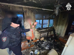 Пылающая ревностью жительница Ставрополья попыталась заживо сжечь соперницу и парализованного мужчину