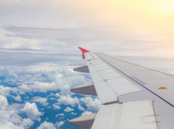 Летевший из Москвы в Минеральные Воды самолет экстренно приземлился в Волгограде 