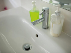 Жители Шпаковского округа коллективно жалуются на отсутствие водоснабжения в домах 