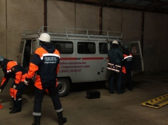 Женщина с ребенком попали в ловушку на подземной парковке Ставрополя
