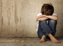 Житель Светлограда изнасиловал 8-летнего мальчика посреди улицы