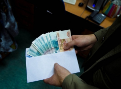  За 20 тысяч рублей мужчина пытался подкупить полицейского на Ставрополье